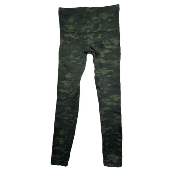 Spanx Womens Size M Look At Me Now Seamless Leggings Camo High Waist Shaping - Picture 7 of 7